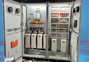 PLC柜